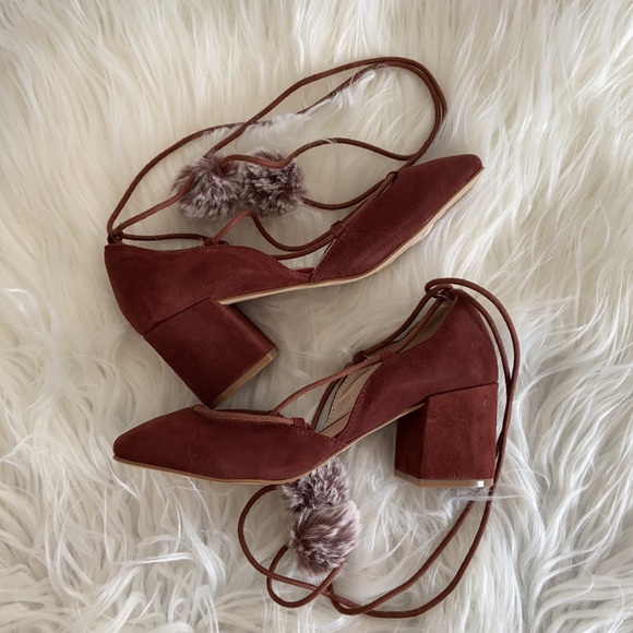 Design Lab Lace Up Suede Heels - Picture 3 of 5